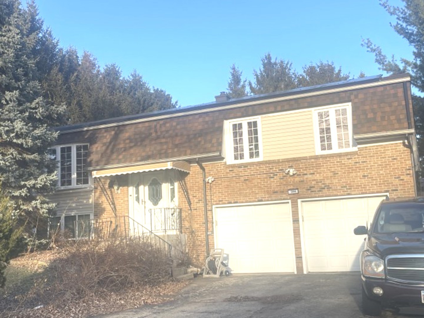 598 Miner Drive Property Photo 1