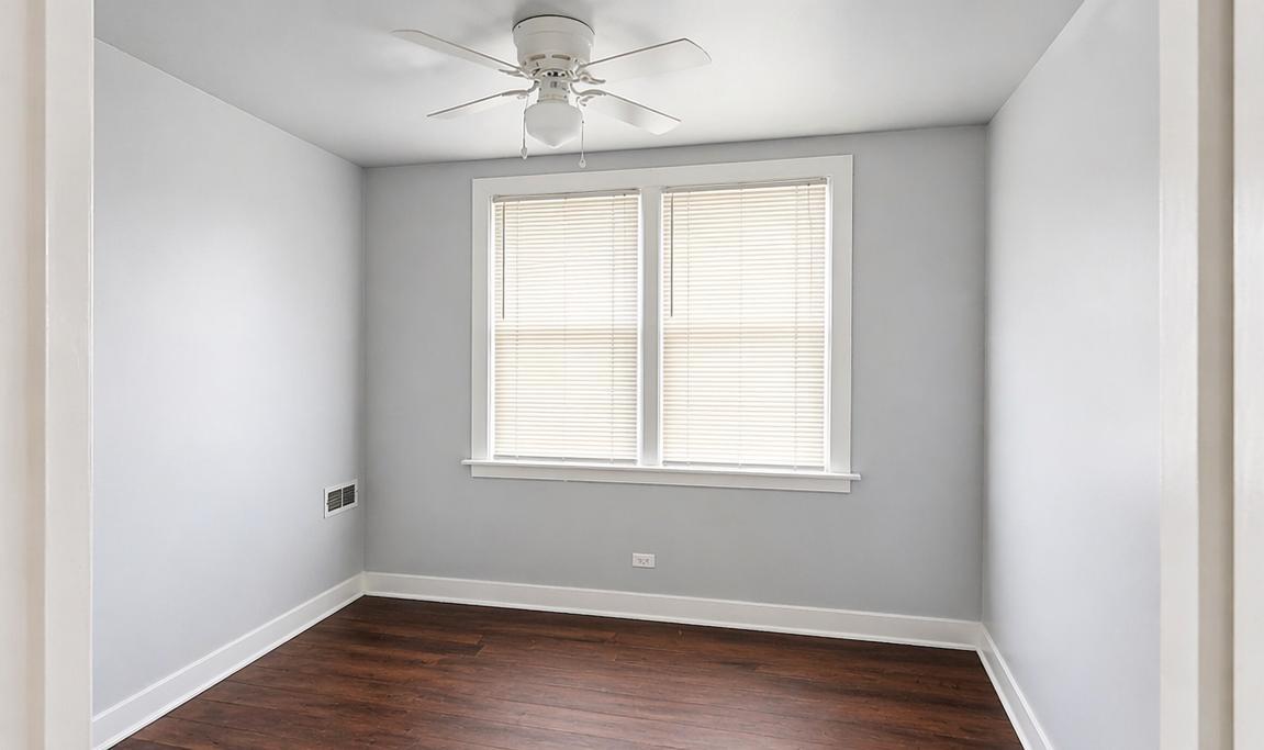 14305 Irving Avenue 2 Property Photo 5