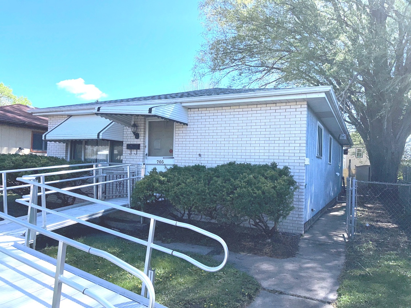 705 May Street Property Photo 3