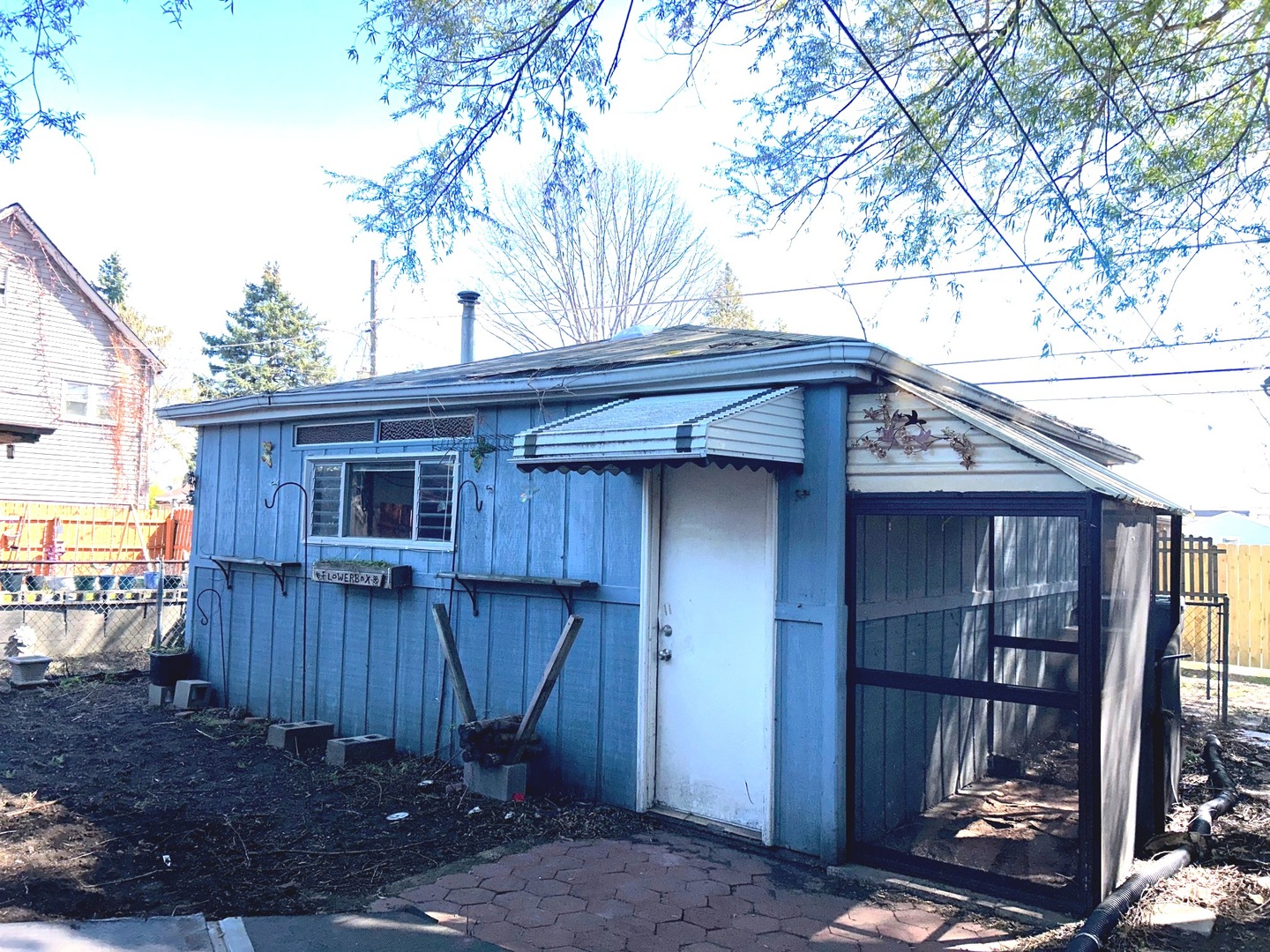 705 May Street Property Photo 4