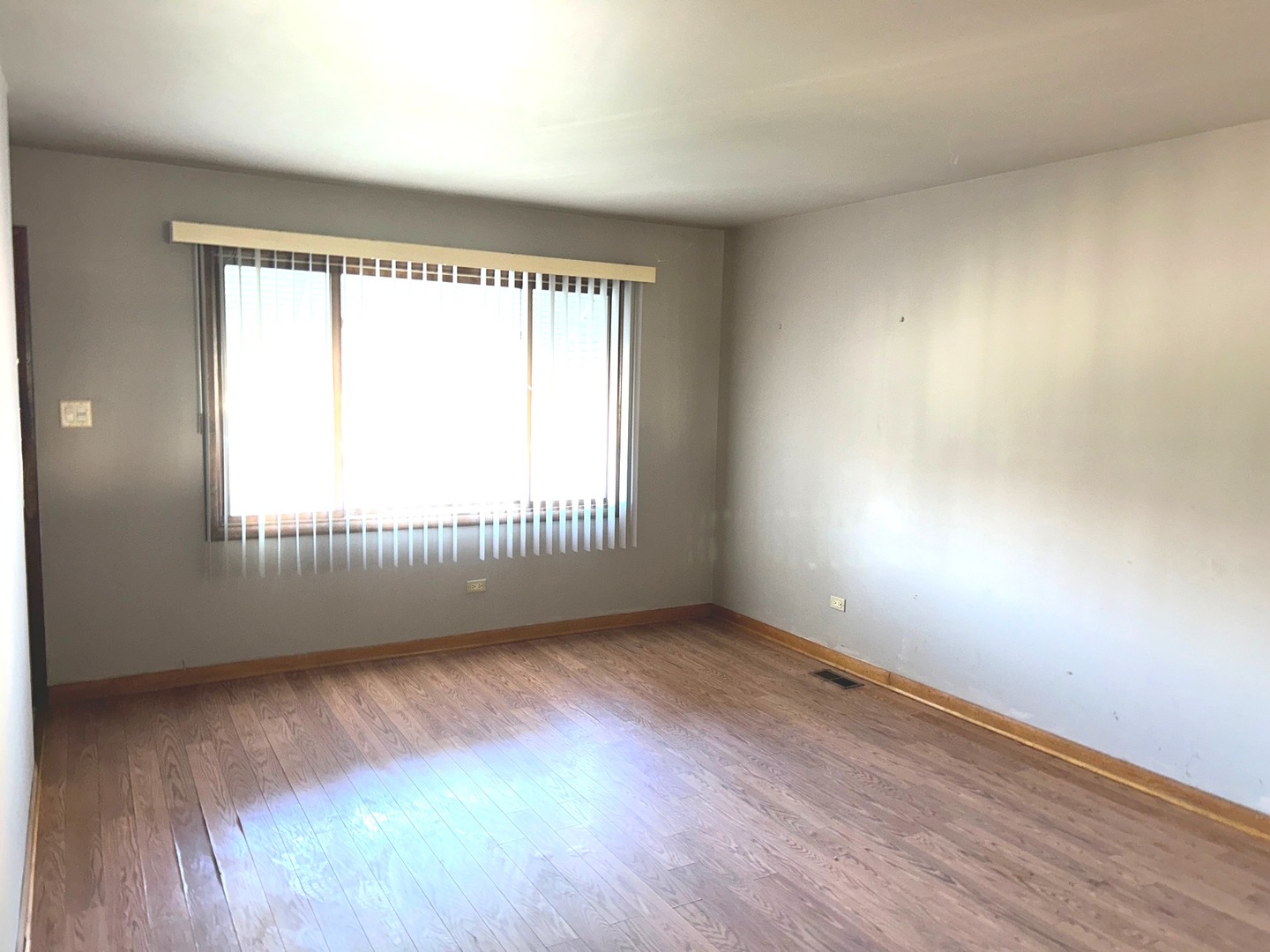 705 May Street Property Photo 6