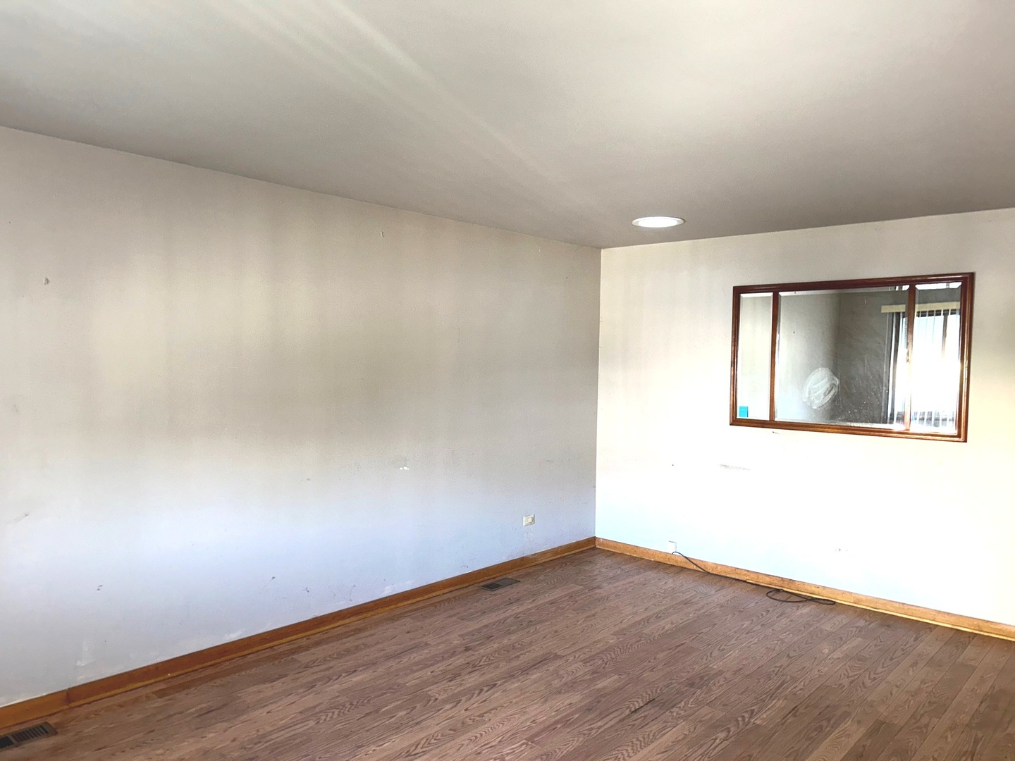 705 May Street Property Photo 7