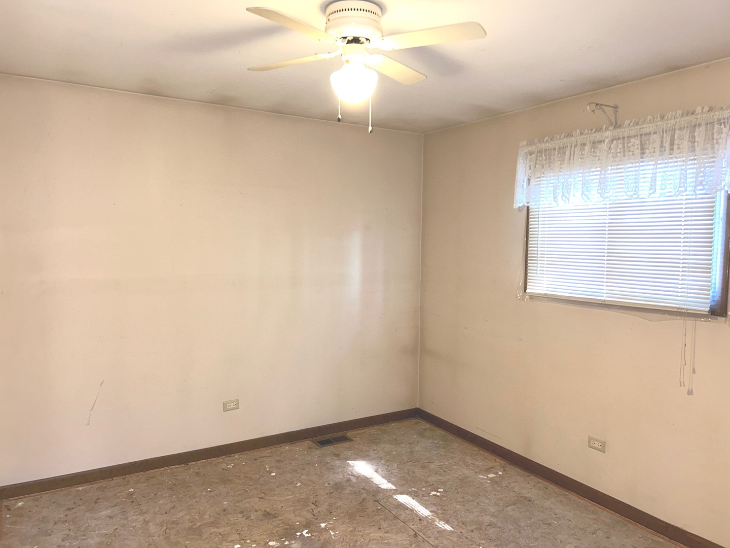 705 May Street Property Photo 12