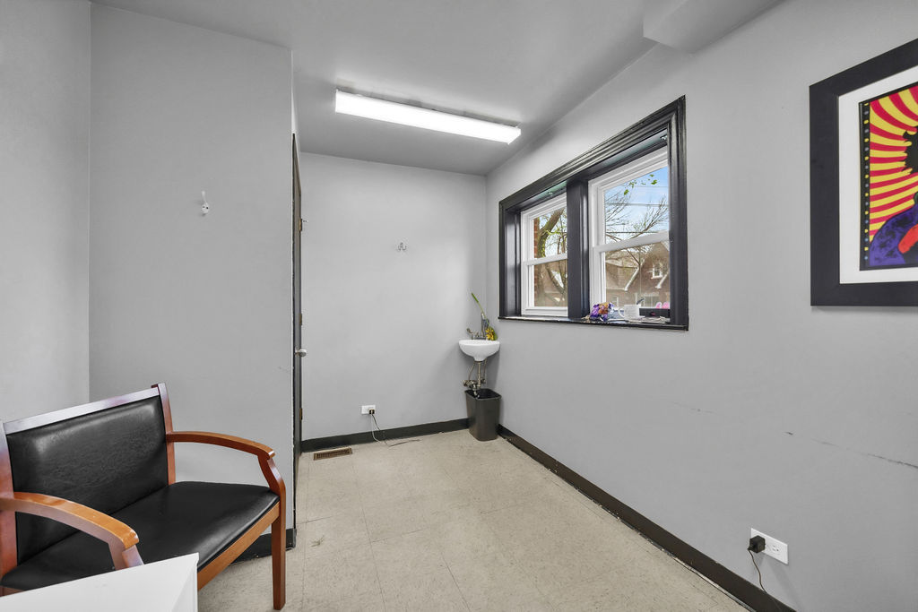 6457 S Pulaski Road Back Property Photo 11