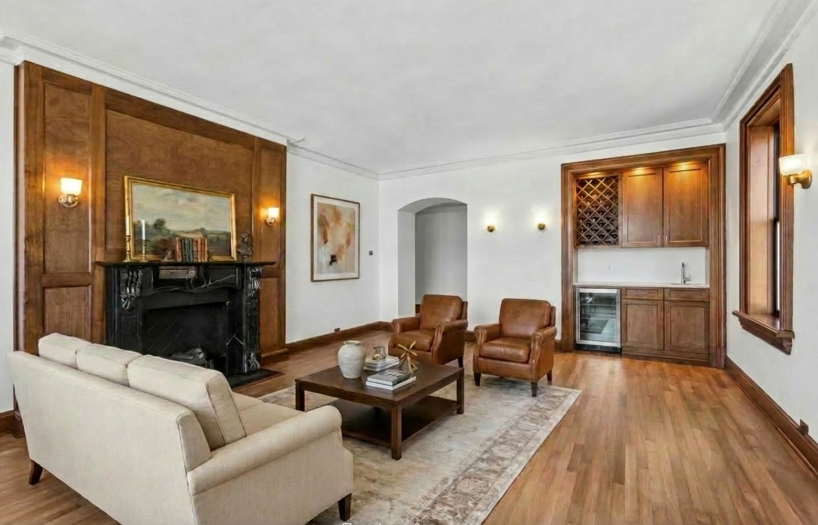 2912 N Commonwealth Avenue 7d Property Photo 5