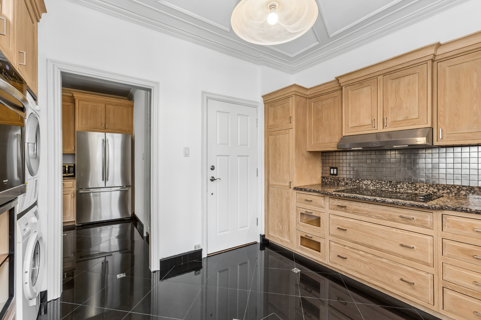 2912 N Commonwealth Avenue 7d Property Photo 20