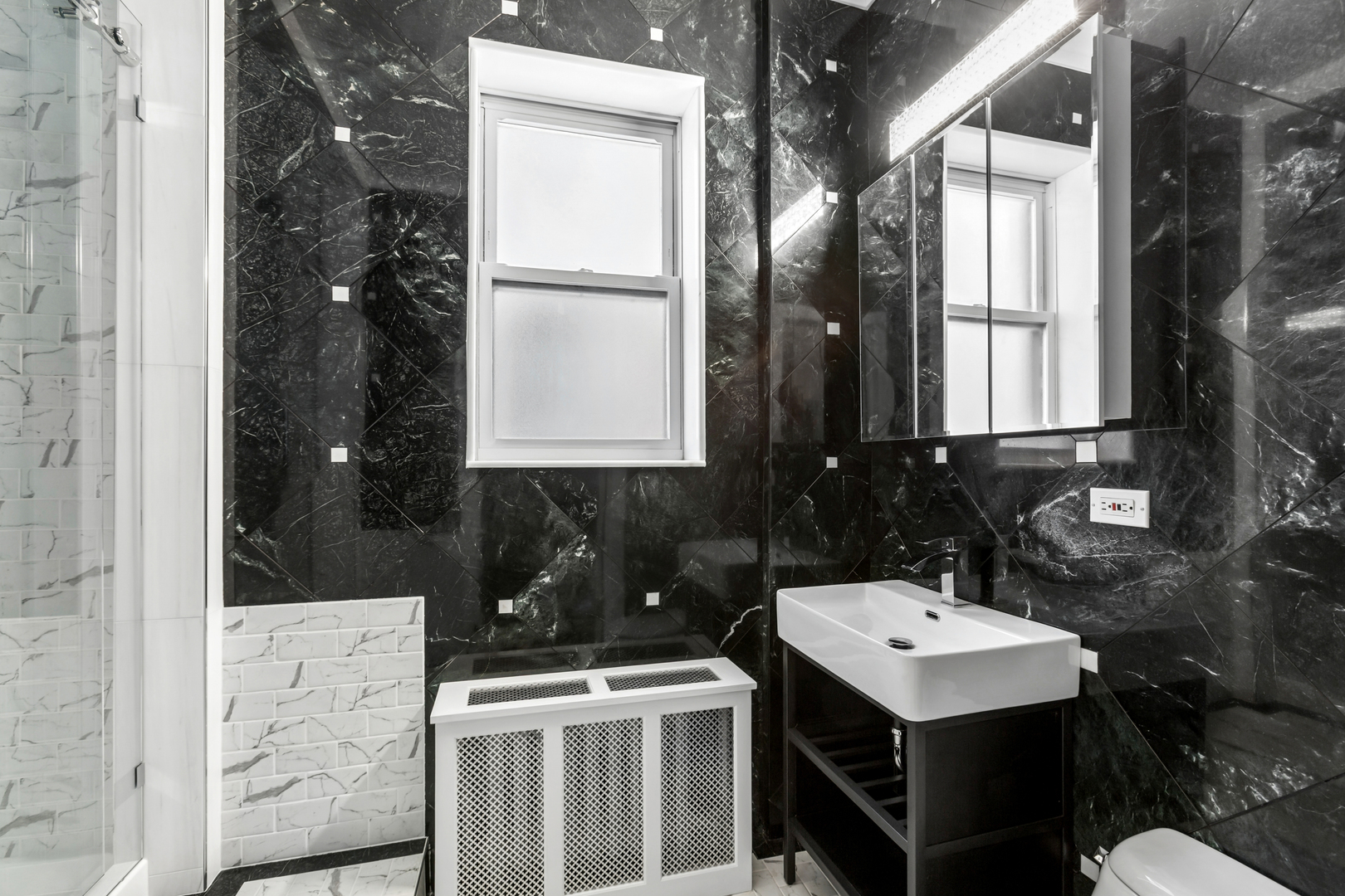 2912 N Commonwealth Avenue 7d Property Photo 22