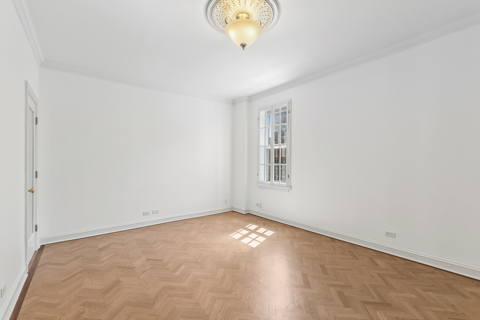 2912 N Commonwealth Avenue 7d Property Photo 24