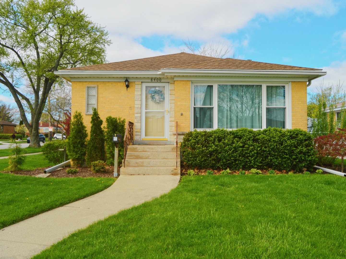 8400 N Osceola Avenue Property Photo 1