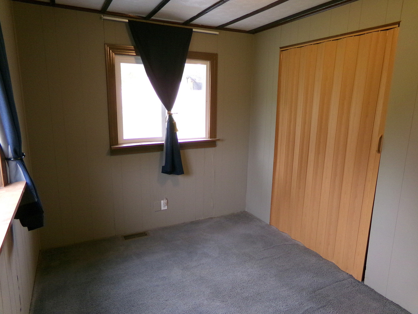 1104 Van Buren Avenue Property Photo 15