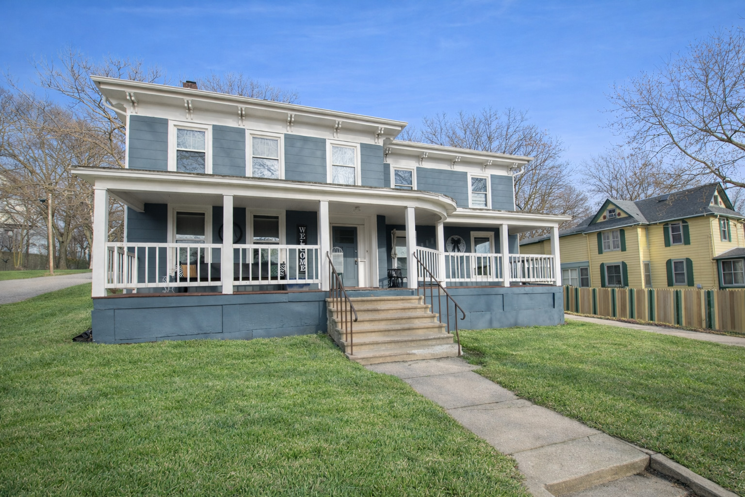 402 S Ottawa Avenue Property Photo 2