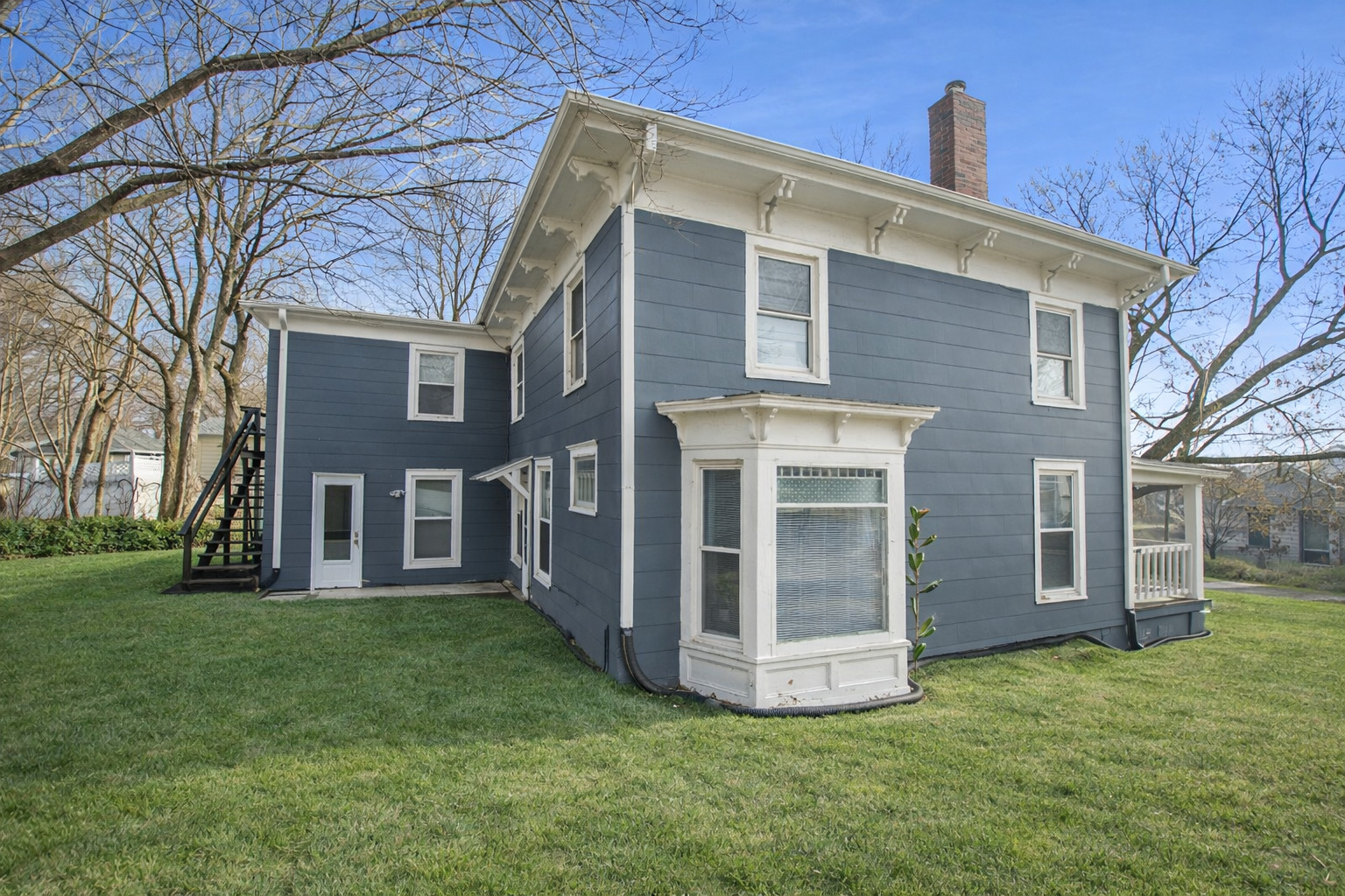 402 S Ottawa Avenue Property Photo 4