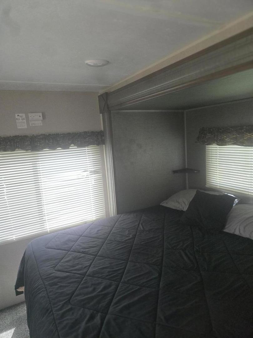 24/22 Woodhaven Property Photo 16