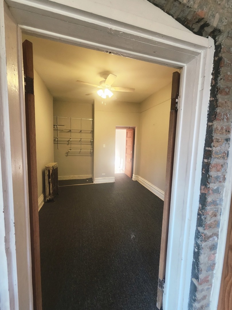 419 E 46th Street Property Photo 11