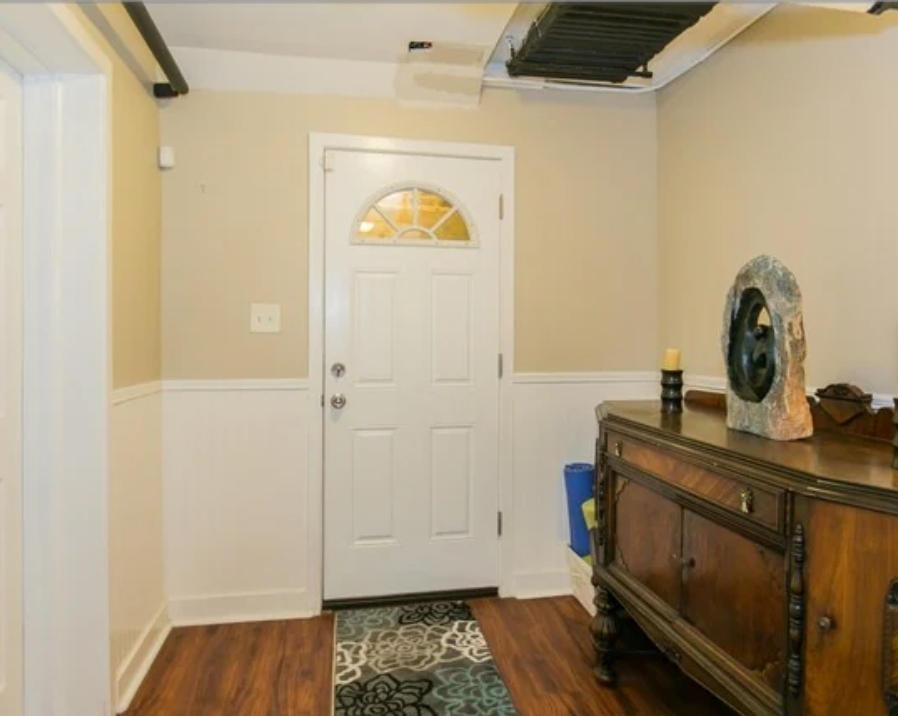 419 E 46th Street Property Photo 20
