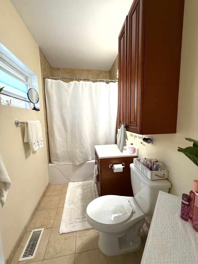 1236 S Washington Street Property Photo 11