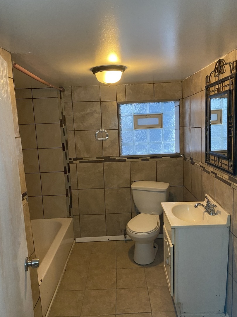 2053 W 70th Street Property Photo 34