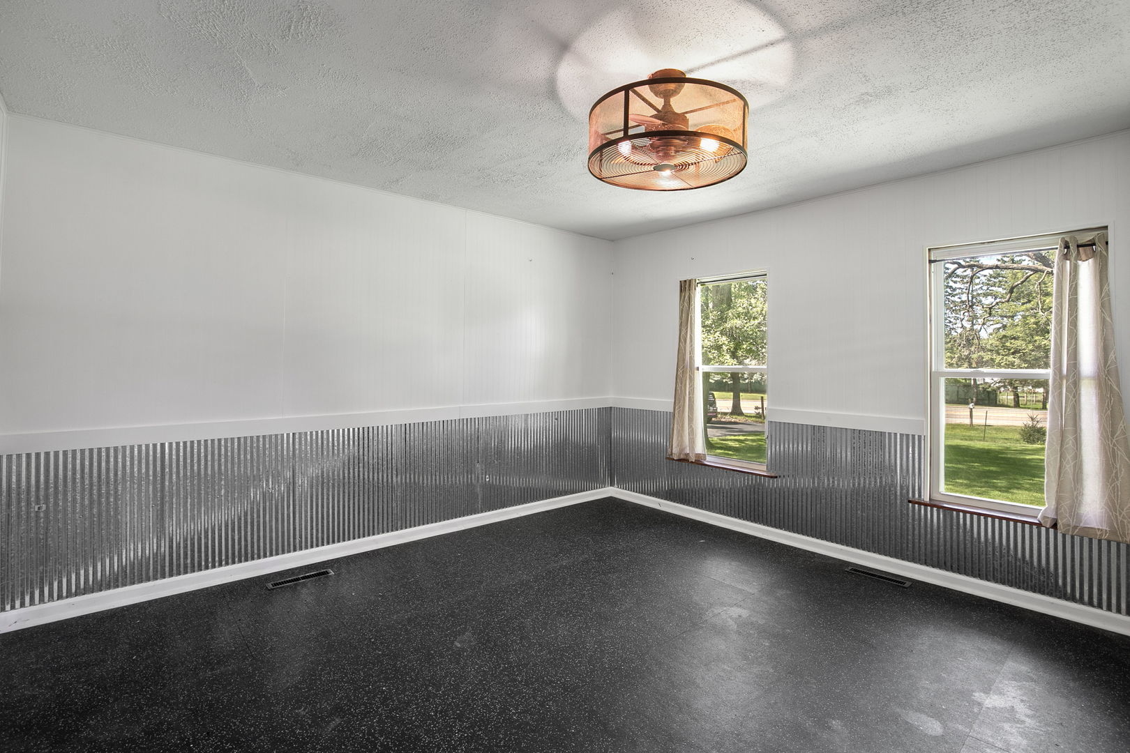 22133 W North Avenue Property Photo 7