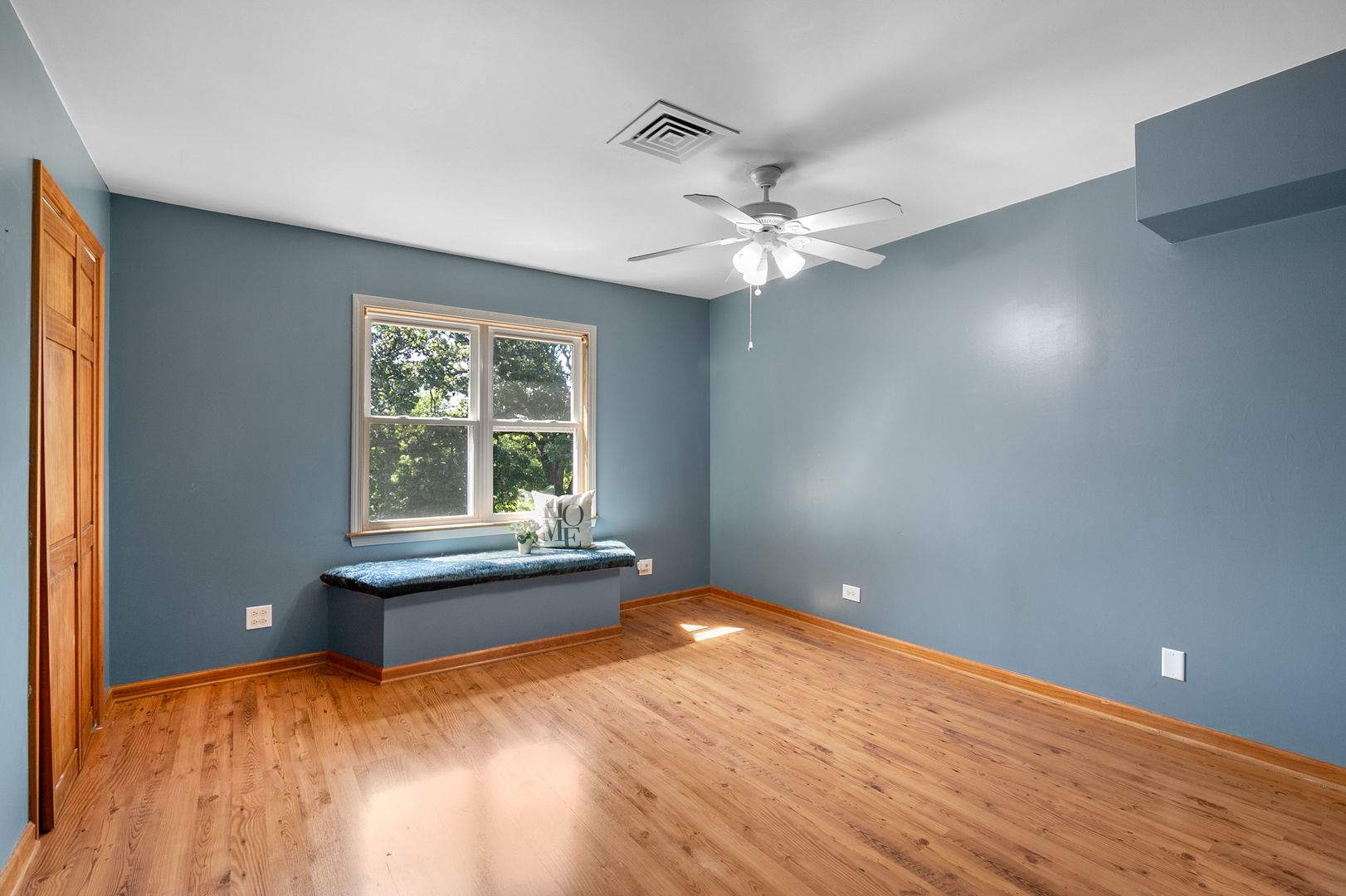 22133 W North Avenue Property Photo 24