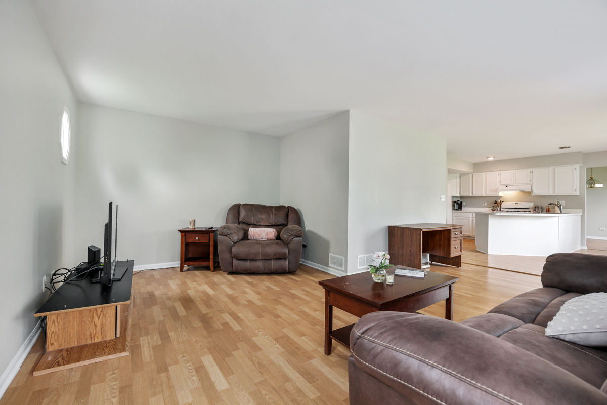 992 Mcphee Drive Property Photo 12