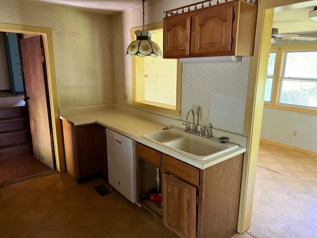 2900 W Kent Drive Property Photo 11