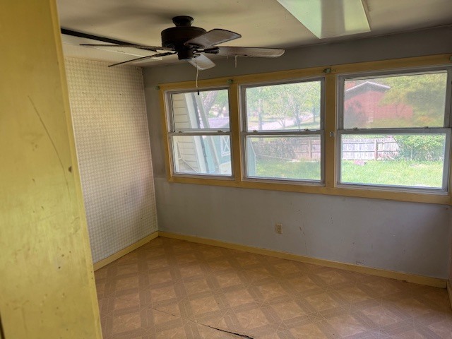 2900 W Kent Drive Property Photo 12