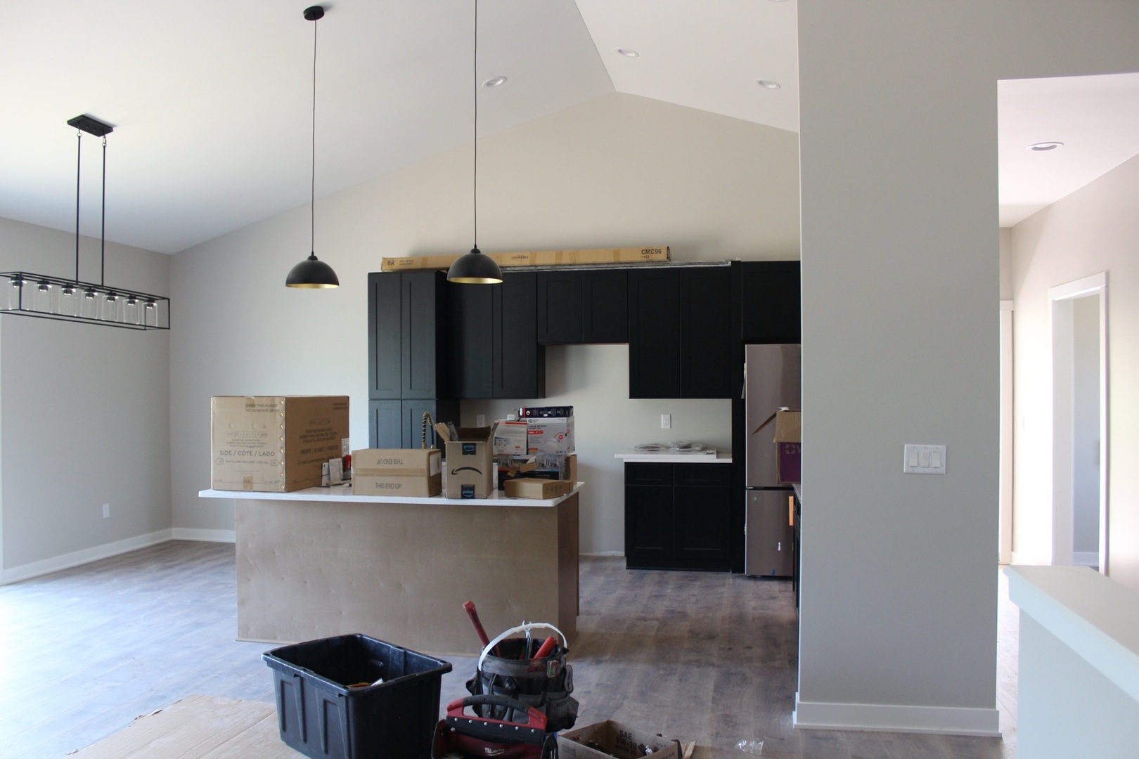 554 Creekside Circle Property Photo 5