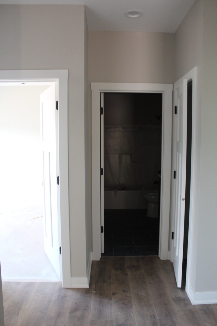 554 Creekside Circle Property Photo 13