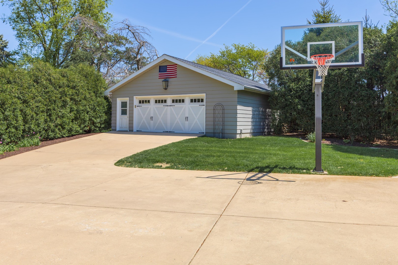 27 Country Club Place Property Photo 8