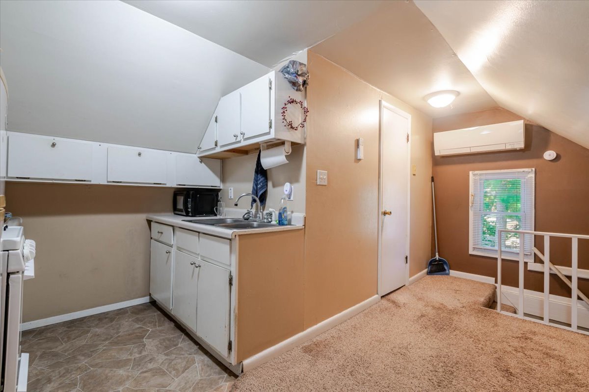 605 E Empire Street Property Photo 15