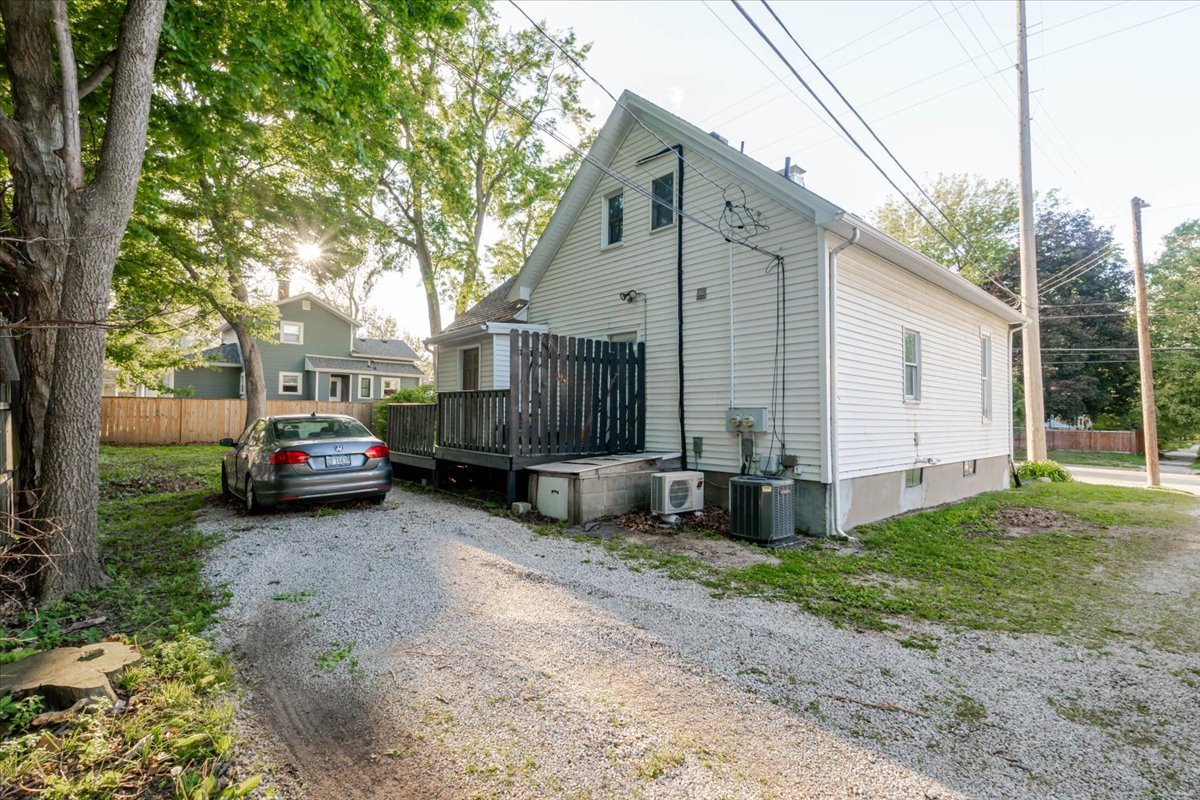 605 E Empire Street Property Photo 23
