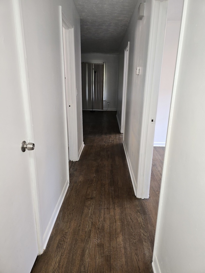 9108 S Wallace Street Property Photo 7