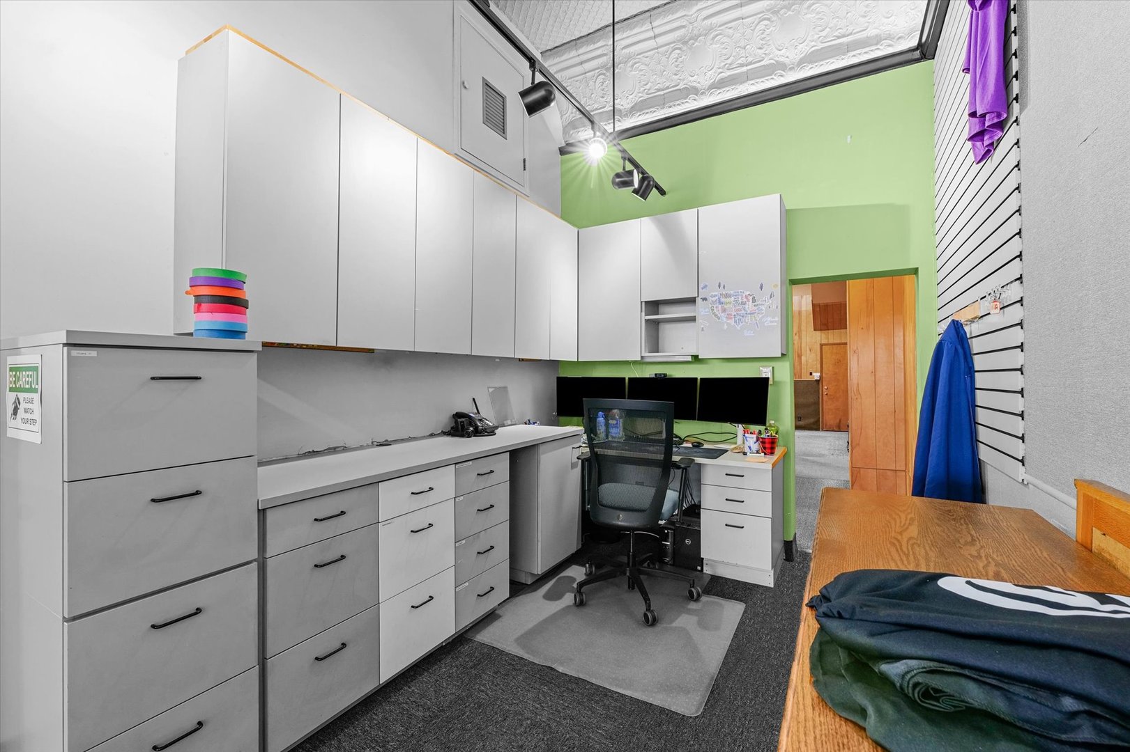 101 E Sangamon Avenue Property Photo 10