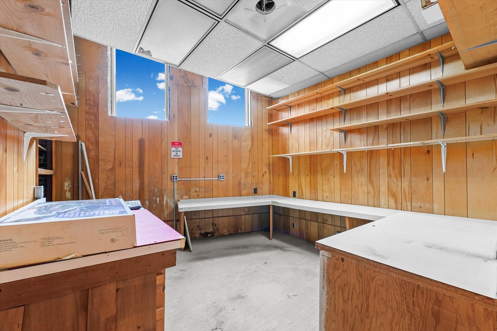 101 E Sangamon Avenue Property Photo 15