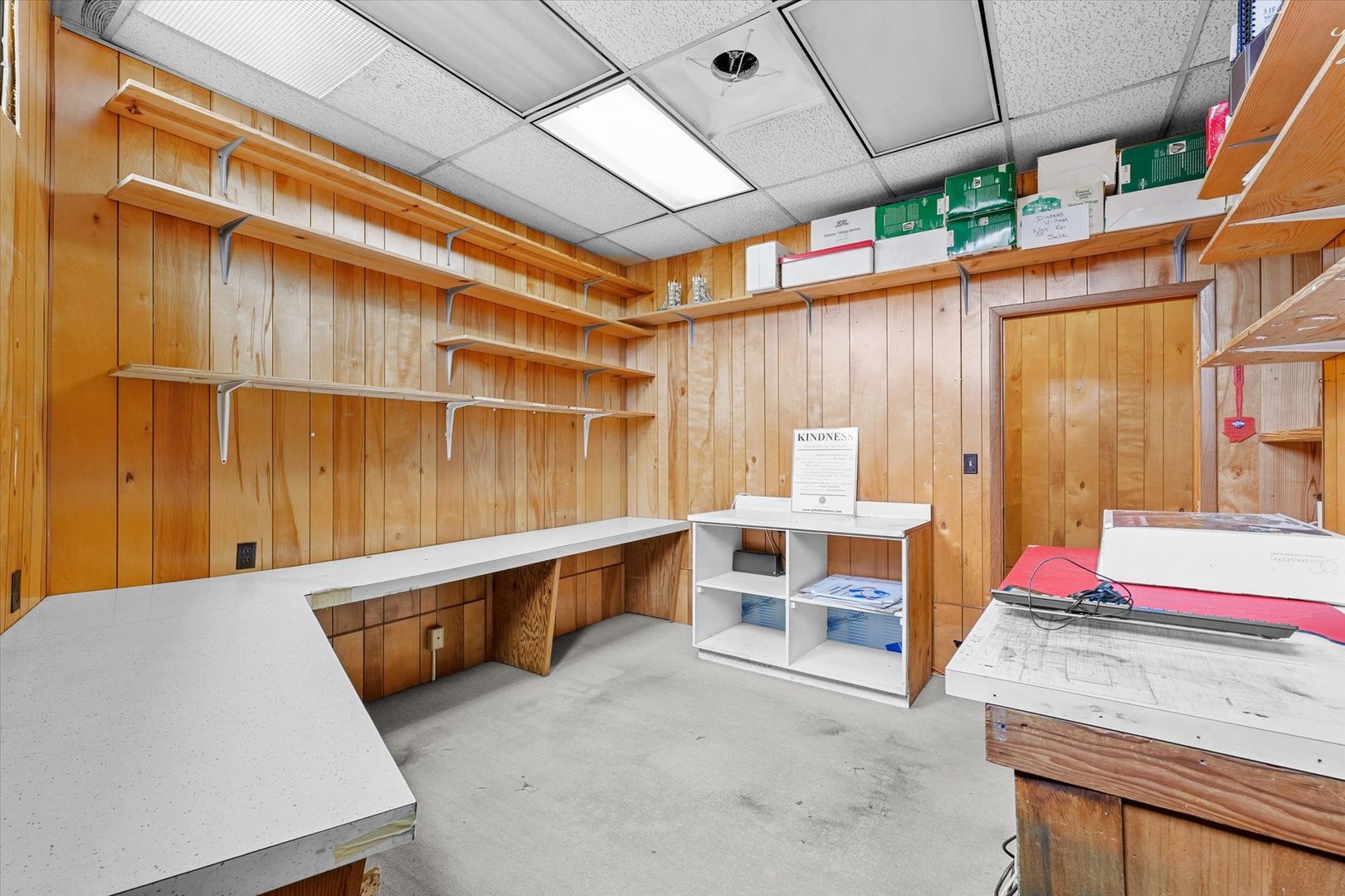 101 E Sangamon Avenue Property Photo 16