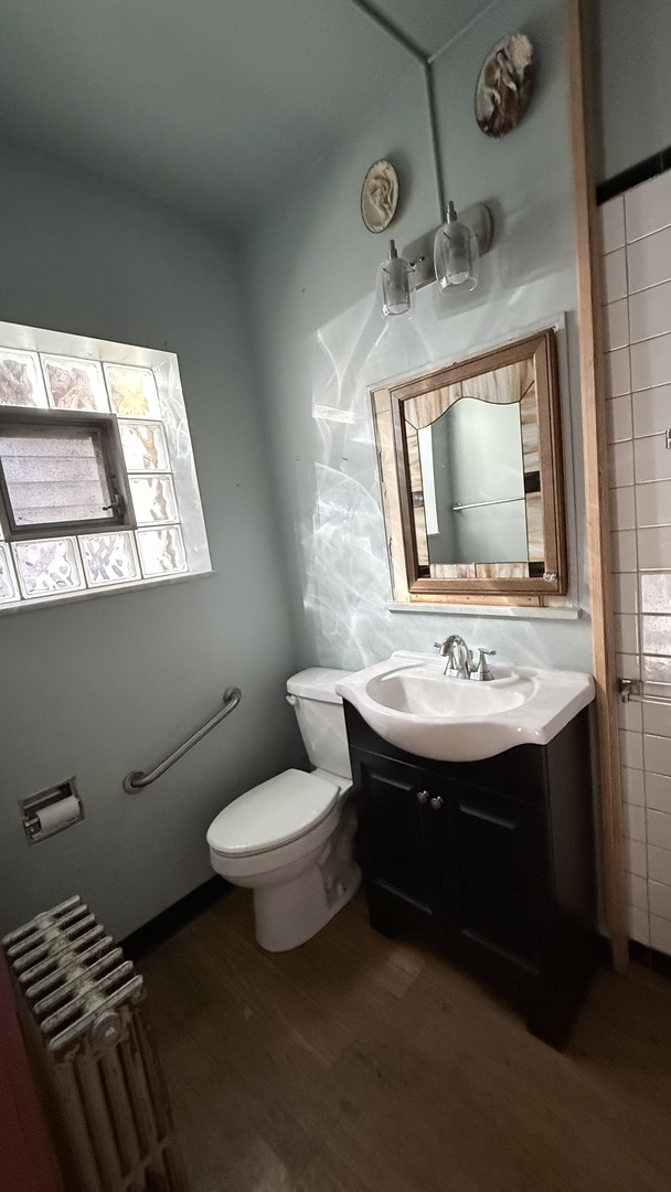1145 E 50th Street Property Photo 4