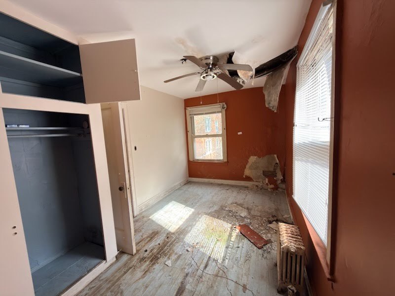 1145 E 50th Street Property Photo 9