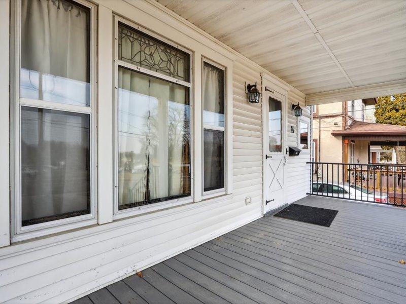 14 N Harlem Avenue Property Photo 6