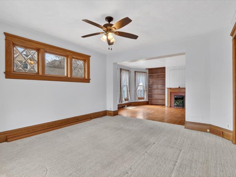 14 N Harlem Avenue Property Photo 13
