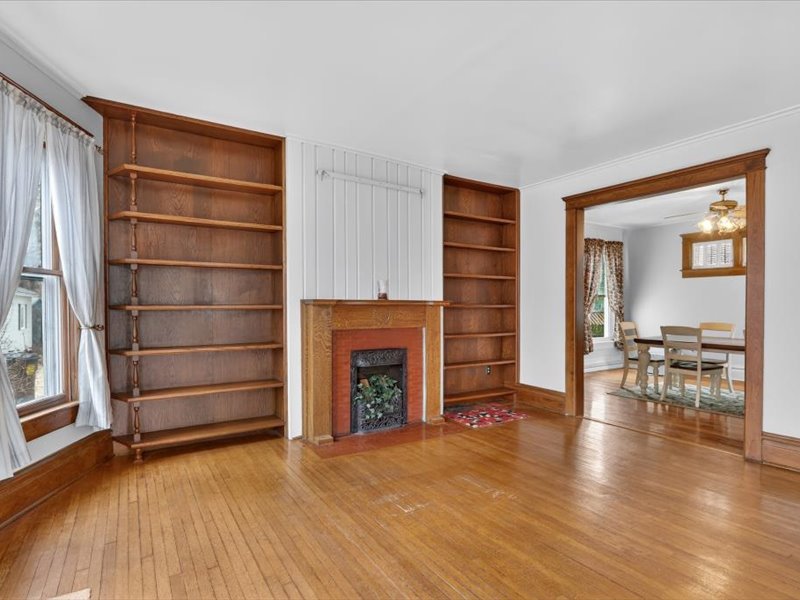 14 N Harlem Avenue Property Photo 15