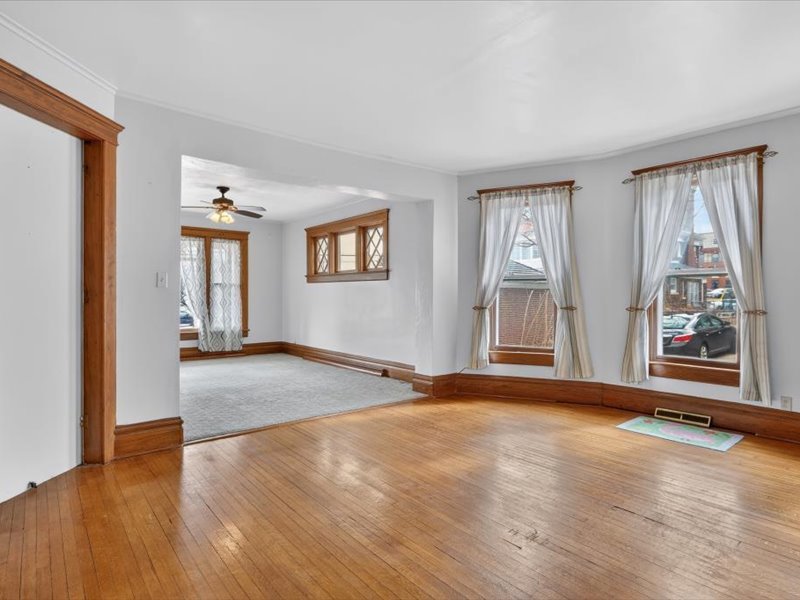14 N Harlem Avenue Property Photo 17