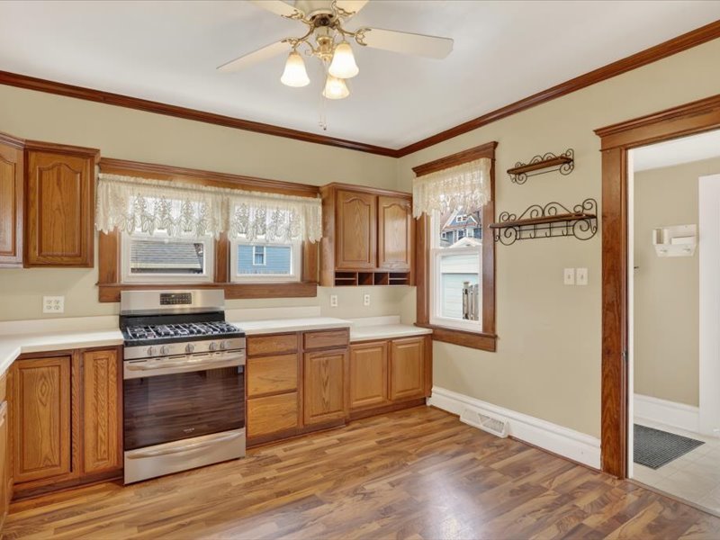 14 N Harlem Avenue Property Photo 18