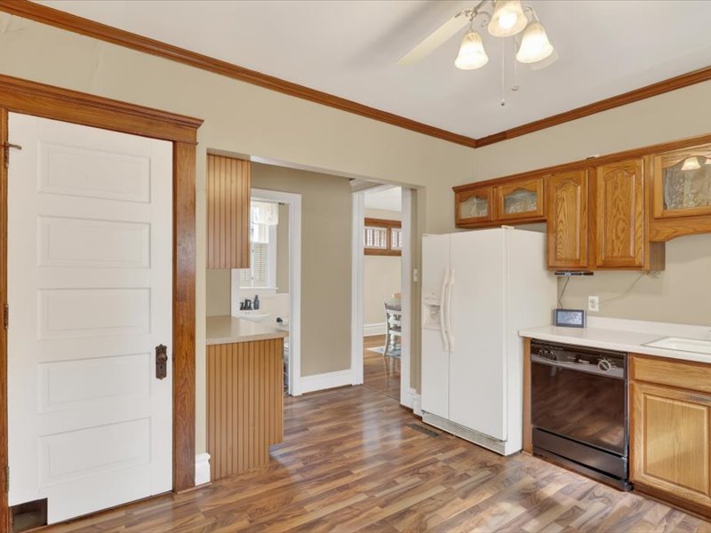 14 N Harlem Avenue Property Photo 20