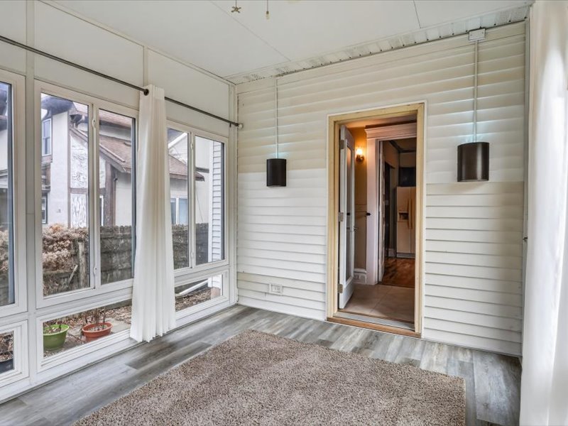 14 N Harlem Avenue Property Photo 27