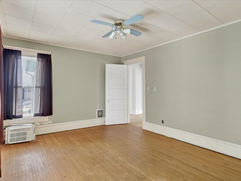 14 N Harlem Avenue Property Photo 36