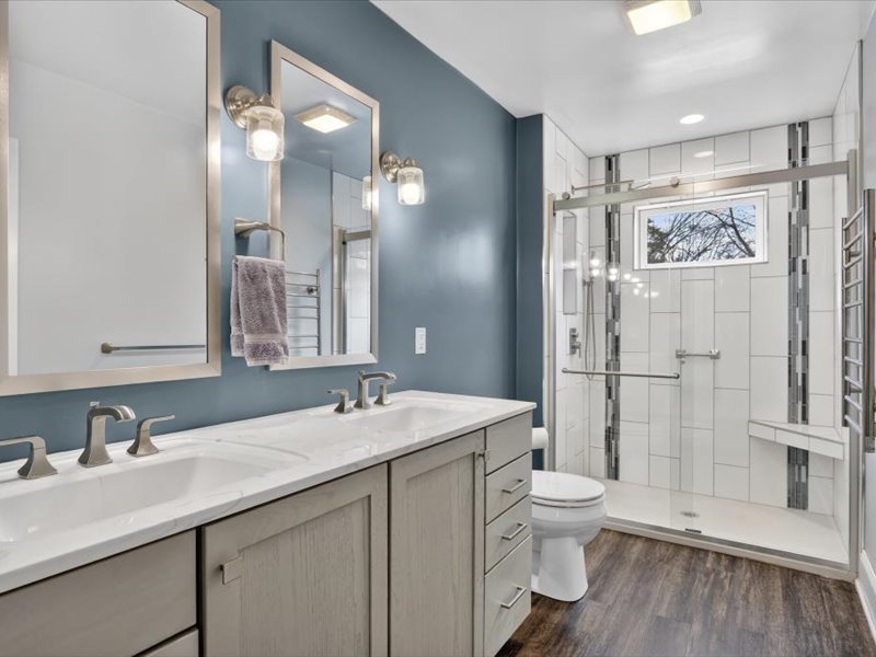 14 N Harlem Avenue Property Photo 37