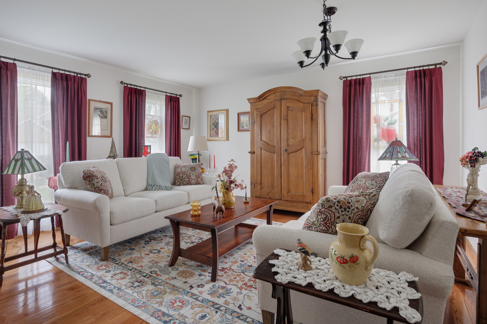 2426 Wild Cherry Court Property Photo 4