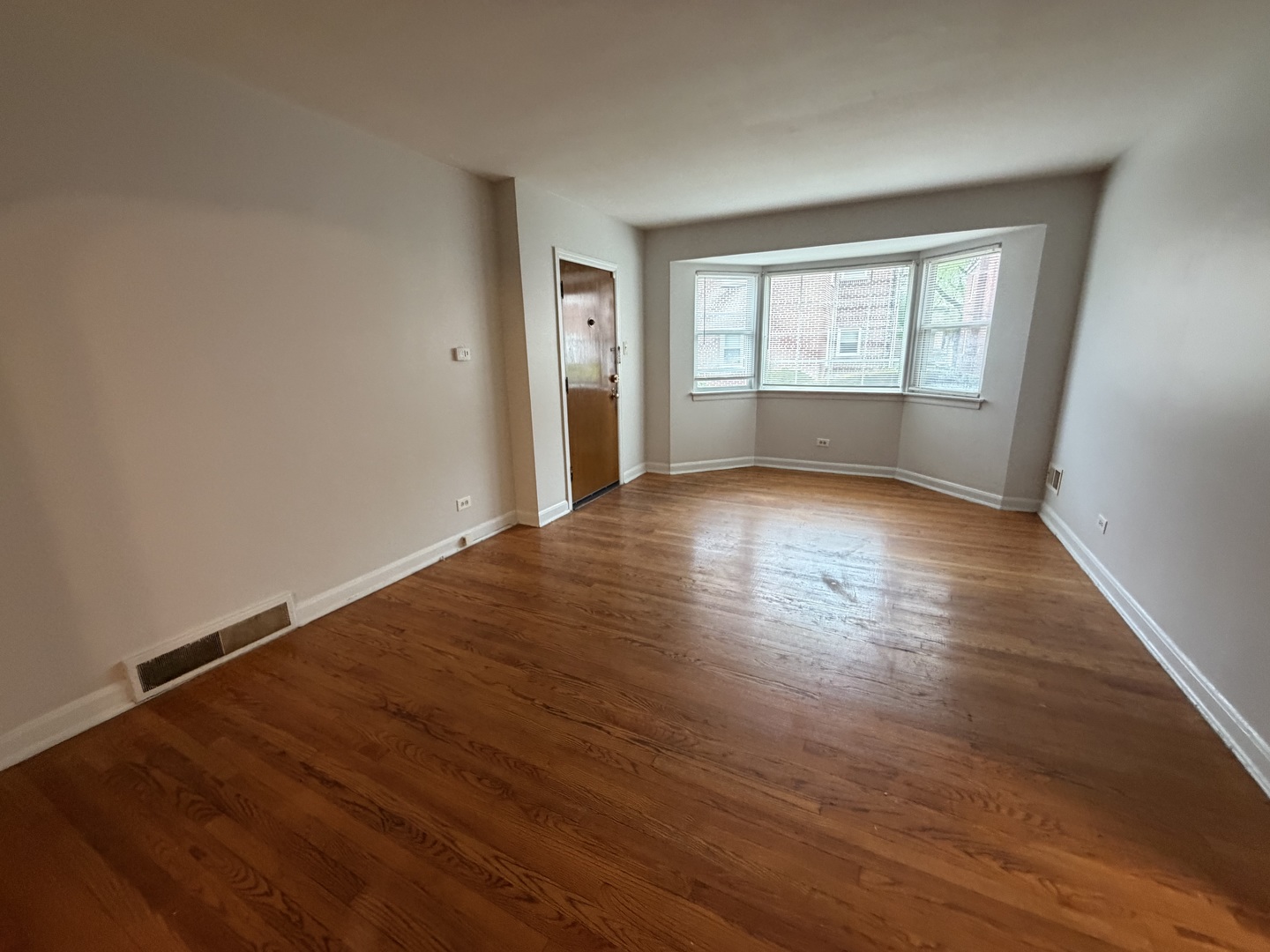312 E 83rd Street 1 Property Photo 6