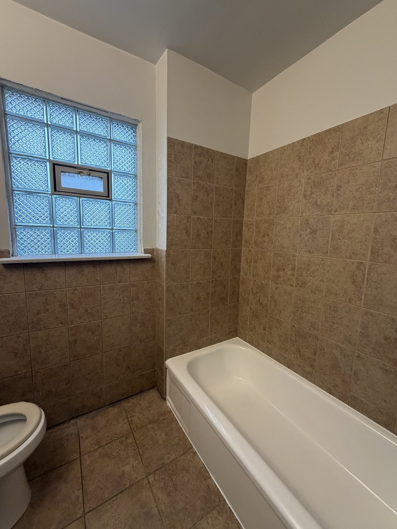312 E 83rd Street 1 Property Photo 17