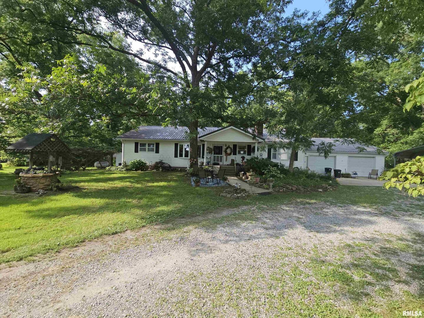 9758 E Richview Road Property Photo 1